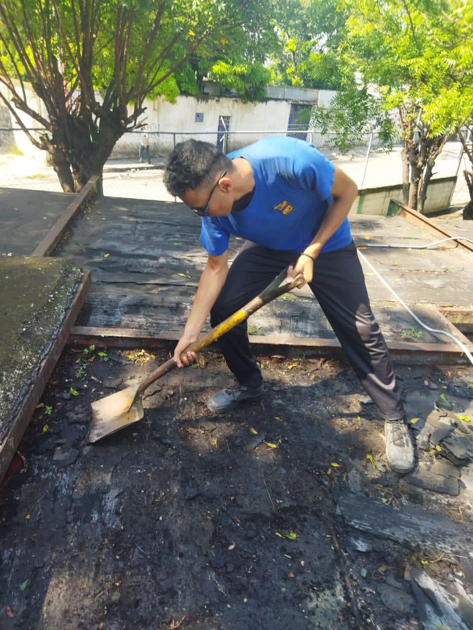 Grupo de estudiantes en un evento institucional